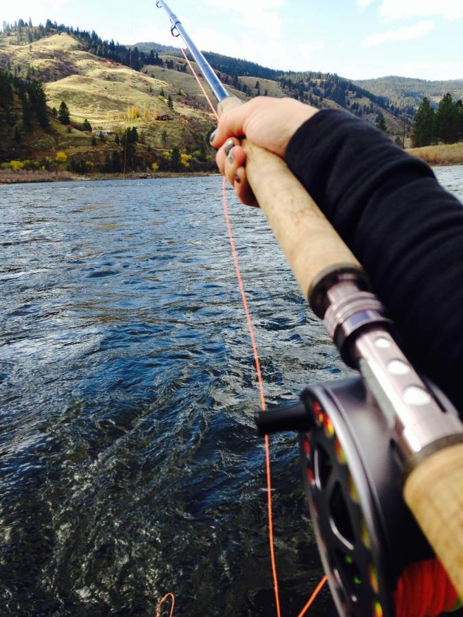 Steelhead Lodge Lucile المظهر الخارجي الصورة