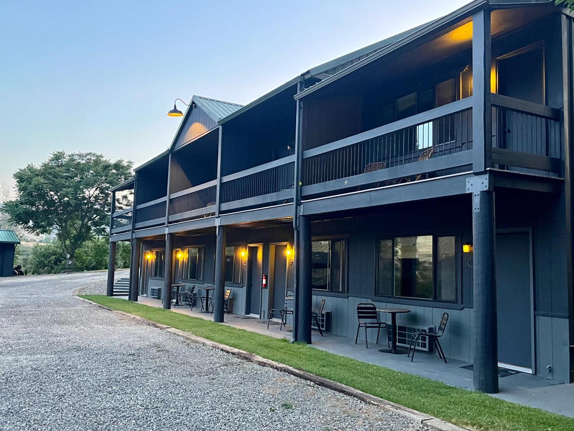 Steelhead Lodge Lucile المظهر الخارجي الصورة