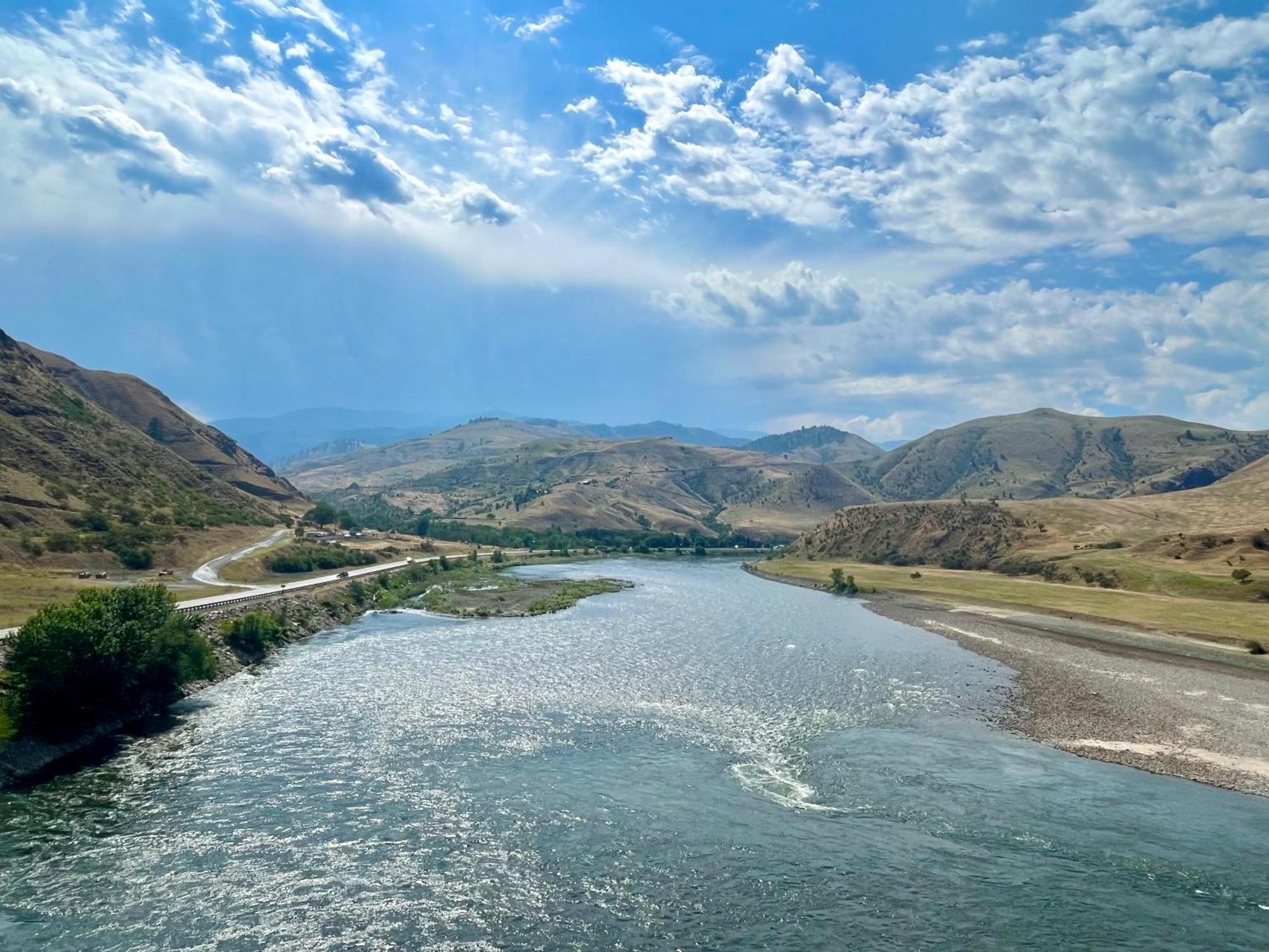 Steelhead Lodge Lucile المظهر الخارجي الصورة
