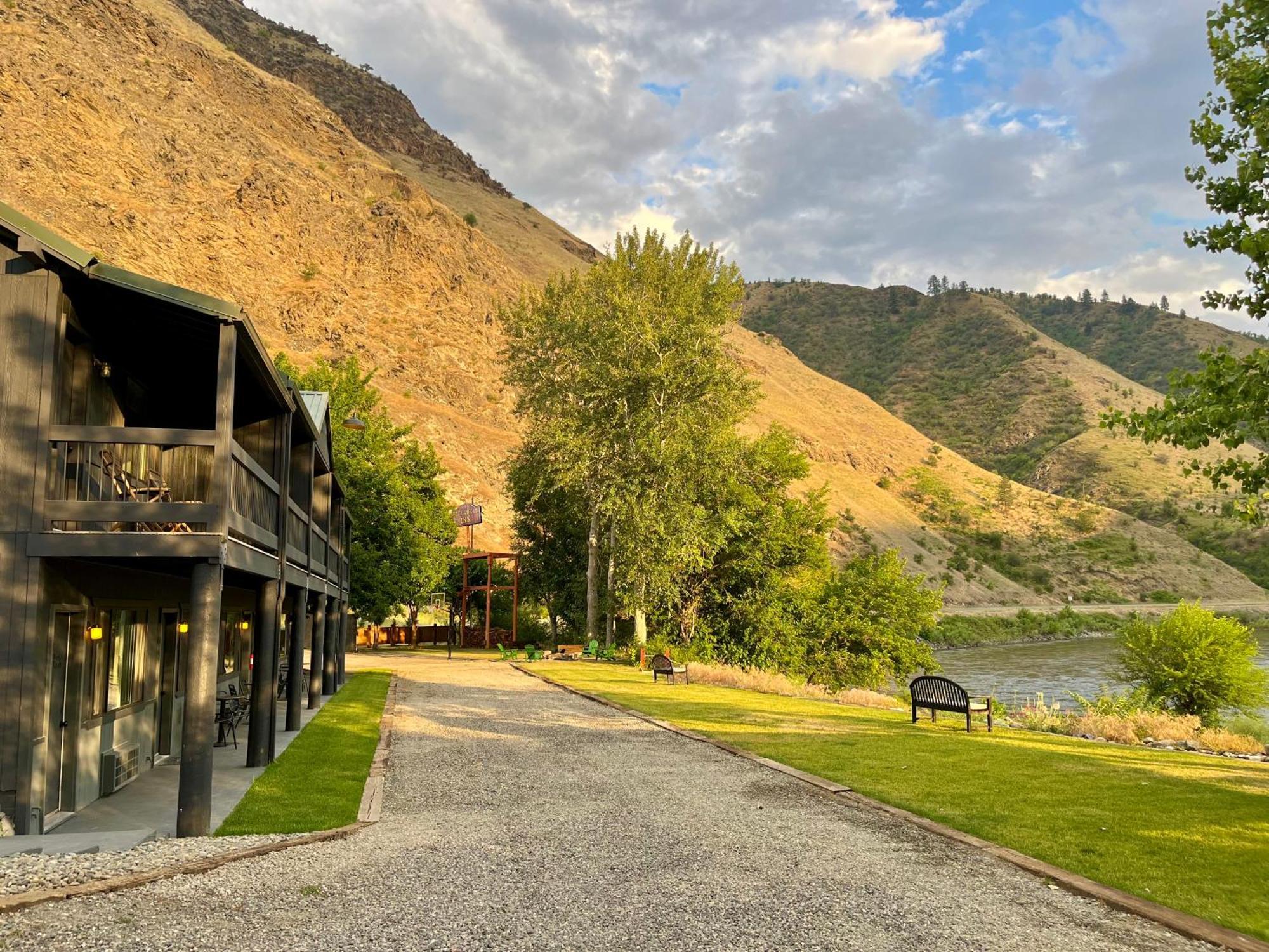 Steelhead Lodge Lucile المظهر الخارجي الصورة