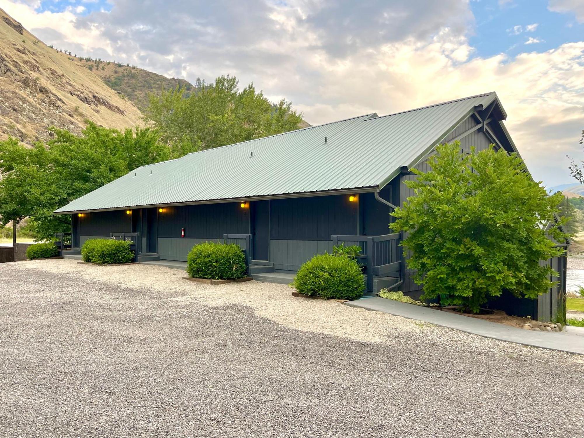 Steelhead Lodge Lucile المظهر الخارجي الصورة